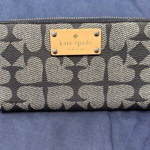 kate spade Black & Cream Zip Around Wallet